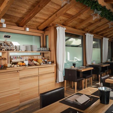Alpen Hotel Chalet Pradelle Exterior photo